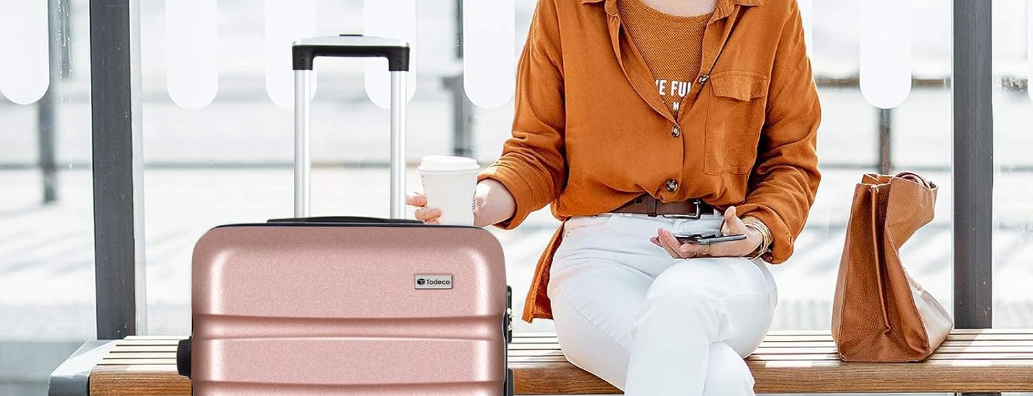 Lightweight 67 cm Hardshell Suitcase – Rose Pink